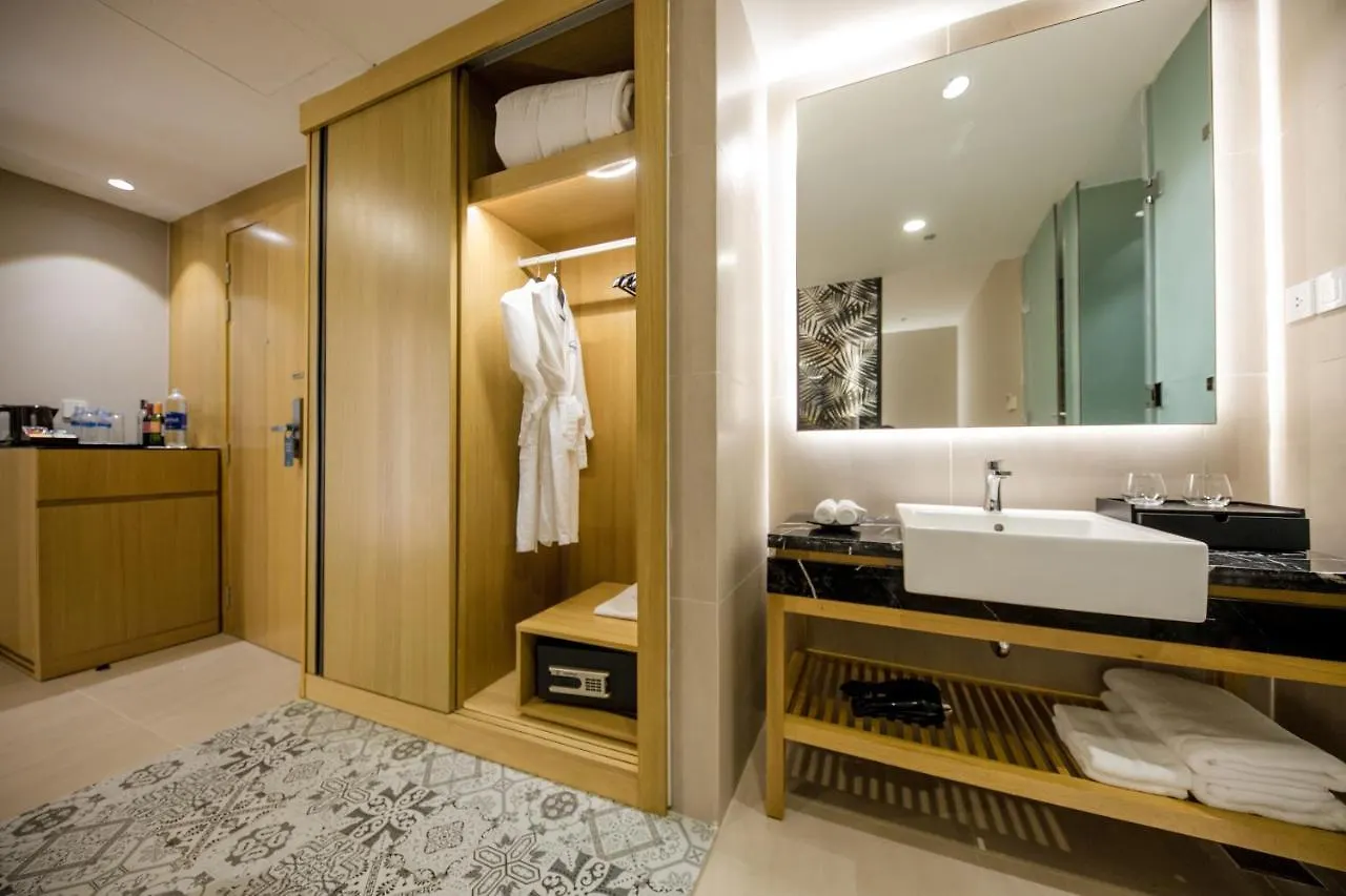 Quinter Central Nha Trang