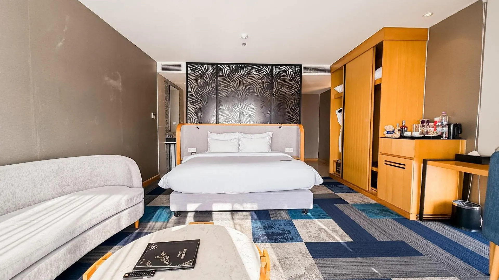 Hotel Quinter Central Nha Trang
