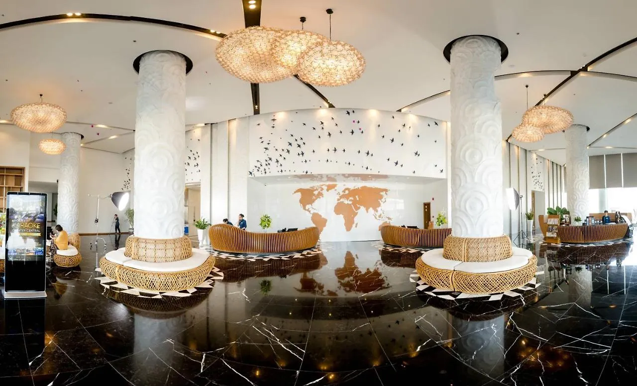 Quinter Central Nha Trang Hotel