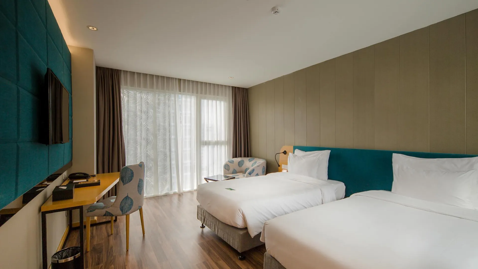 Quinter Central Nha Trang Hotel