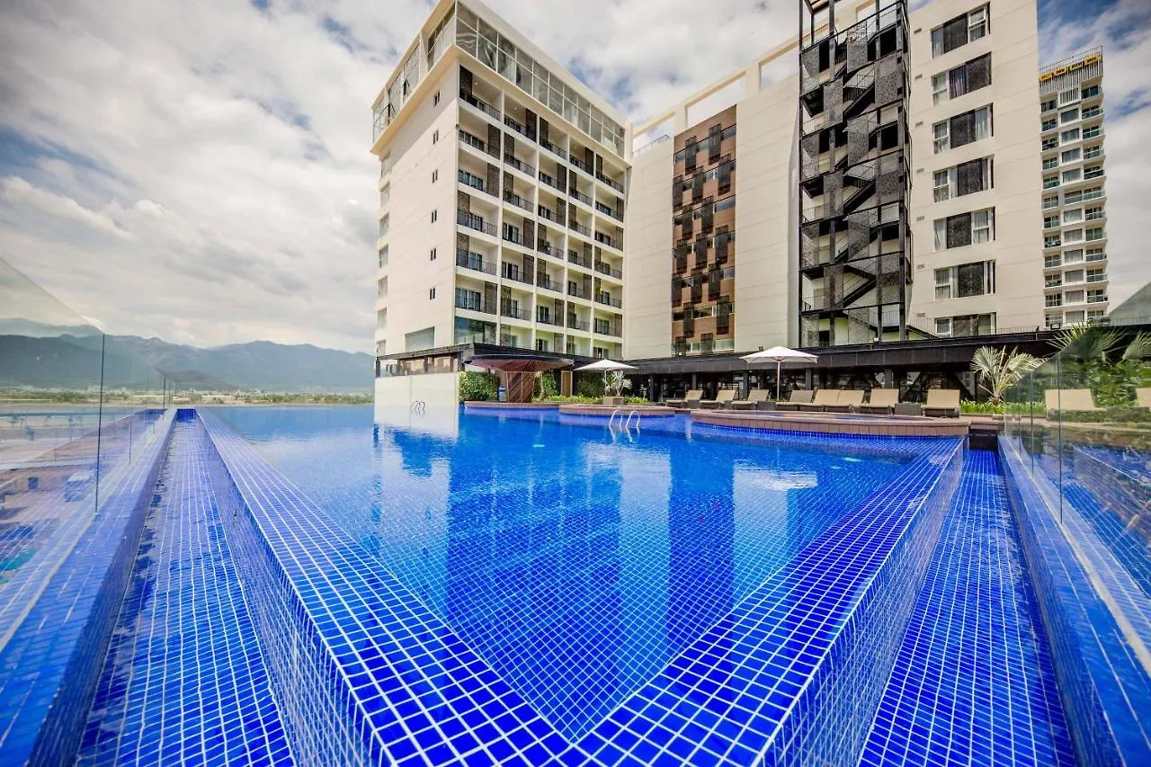 ***** Hotel Quinter Central Nha Trang Vietnam